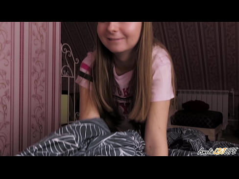 ❤️ Nitsentsitra lalina ny BFF-ny i Blondie ary niditra tao am-bavany ️❌ Voasary vetaveta vita an-trano aminay ️❤